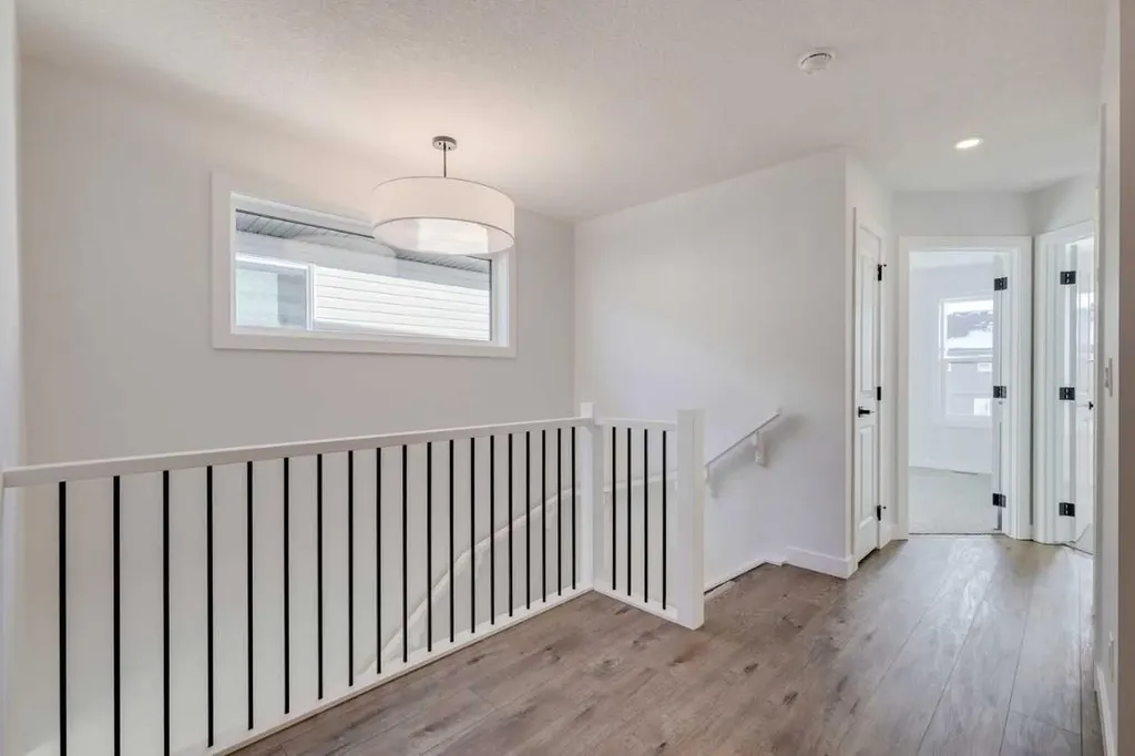 33 Savanna Place NE Calgary AB T3J 4B6