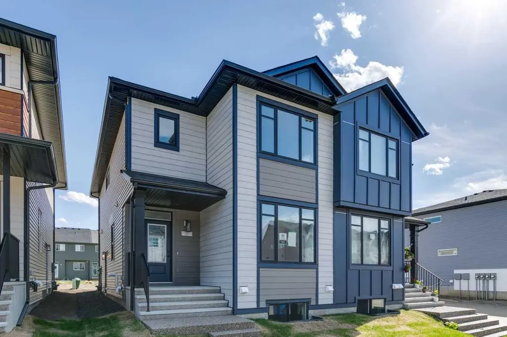 33 Savanna Place NE Calgary AB T3J 4B6