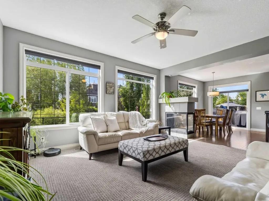 193 Kinniburgh Way Chestermere AB T1X 0R8
