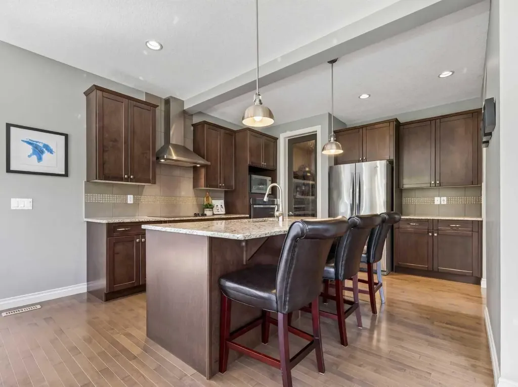 193 Kinniburgh Way Chestermere AB T1X 0R8