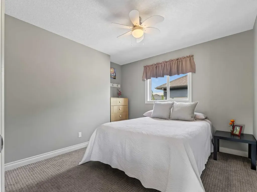 193 Kinniburgh Way Chestermere AB T1X 0R8