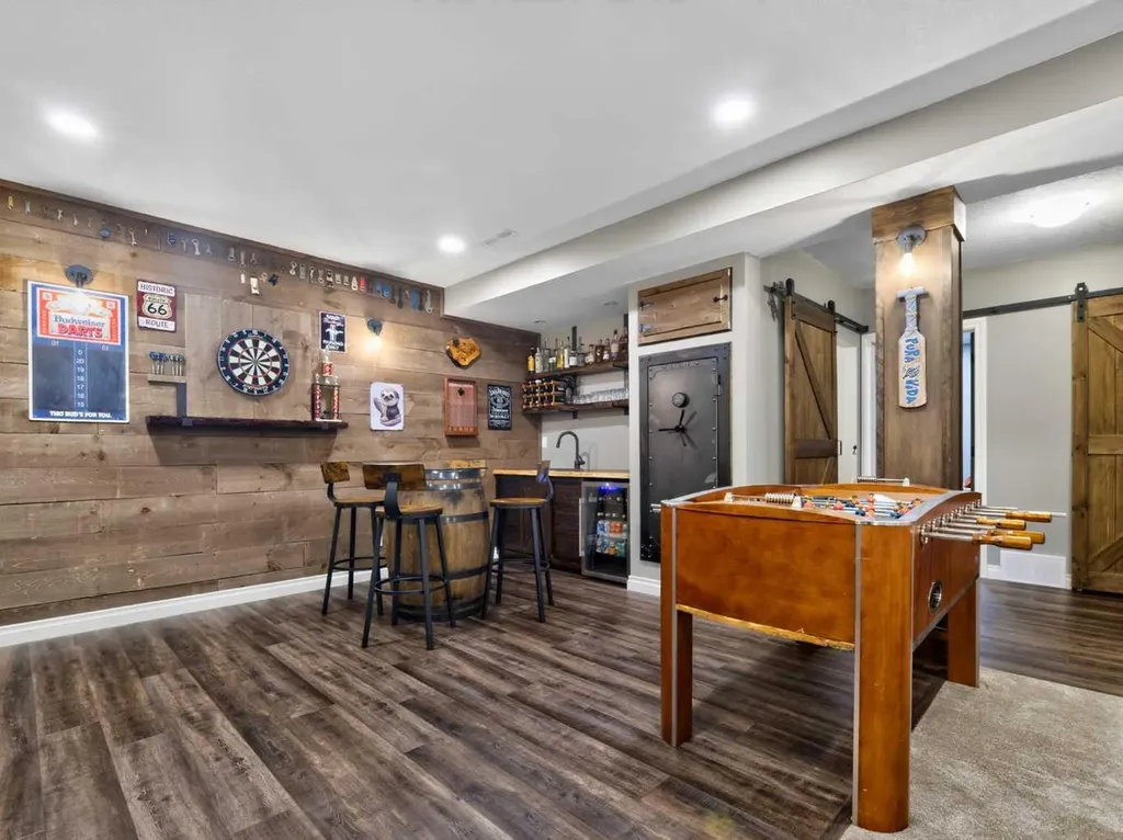 193 Kinniburgh Way Chestermere AB T1X 0R8