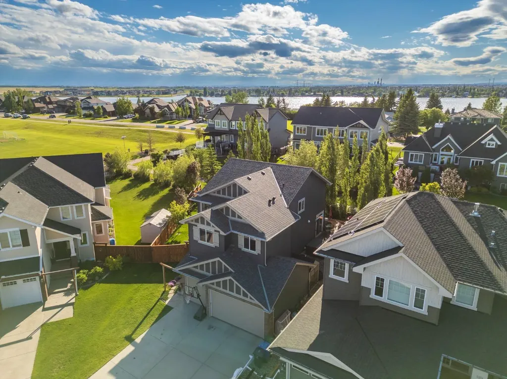 193 Kinniburgh Way Chestermere AB T1X 0R8