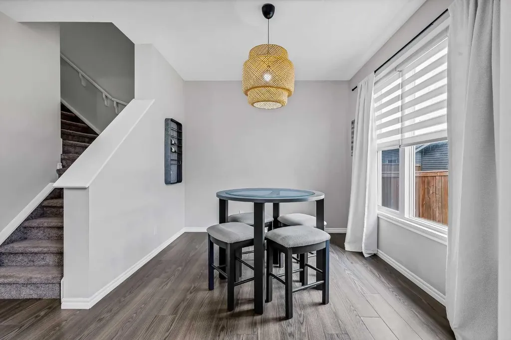 540 Evanston Link NW Calgary AB T3P0R4