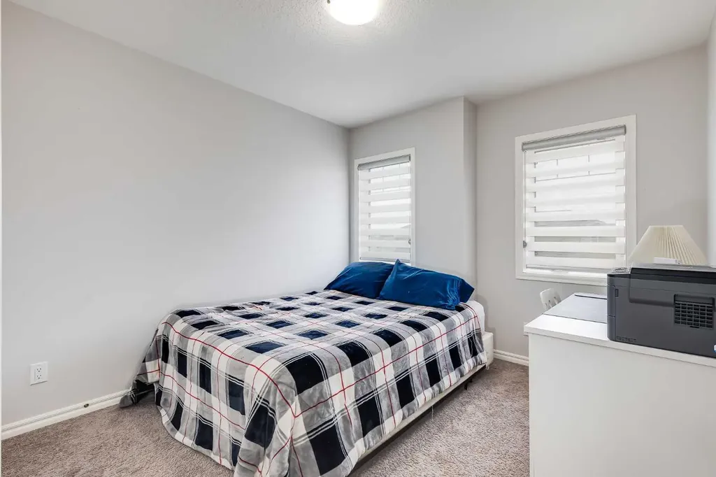 540 Evanston Link NW Calgary AB T3P0R4