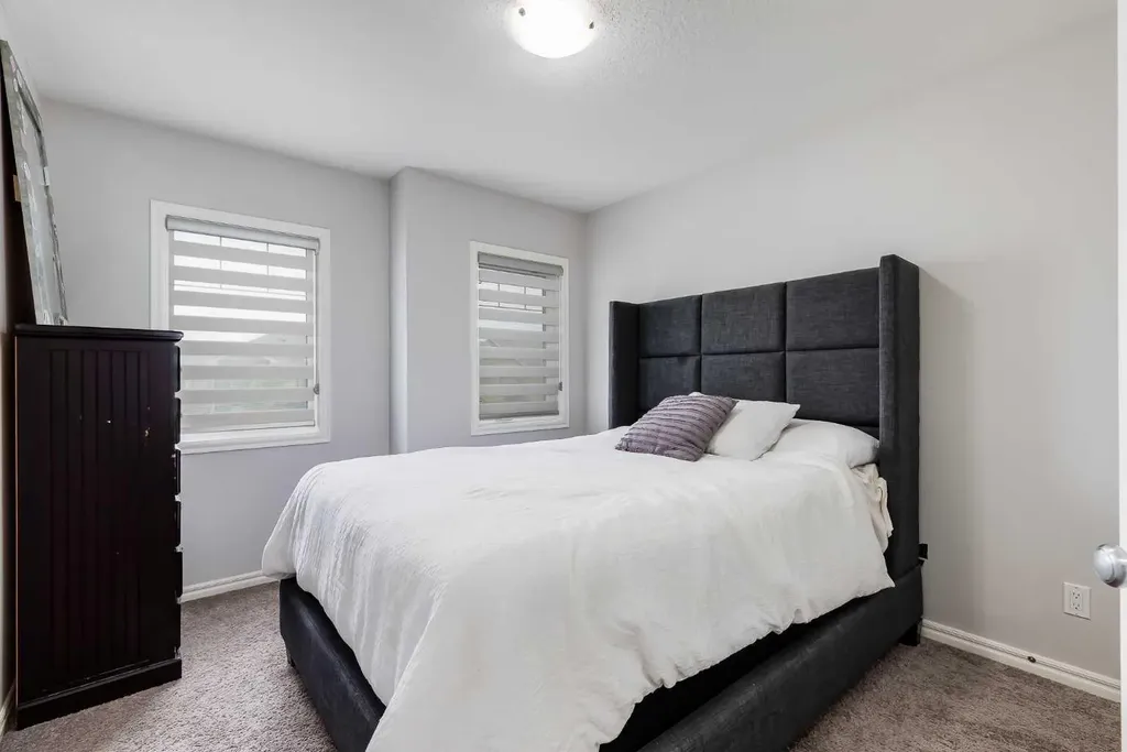 540 Evanston Link NW Calgary AB T3P0R4