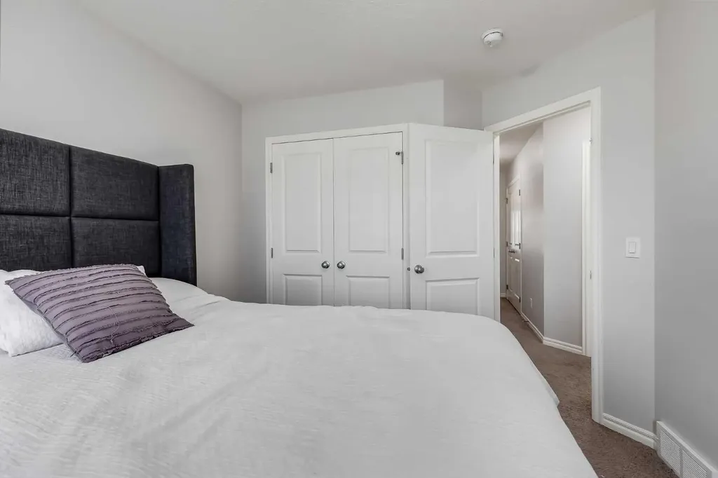 540 Evanston Link NW Calgary AB T3P0R4