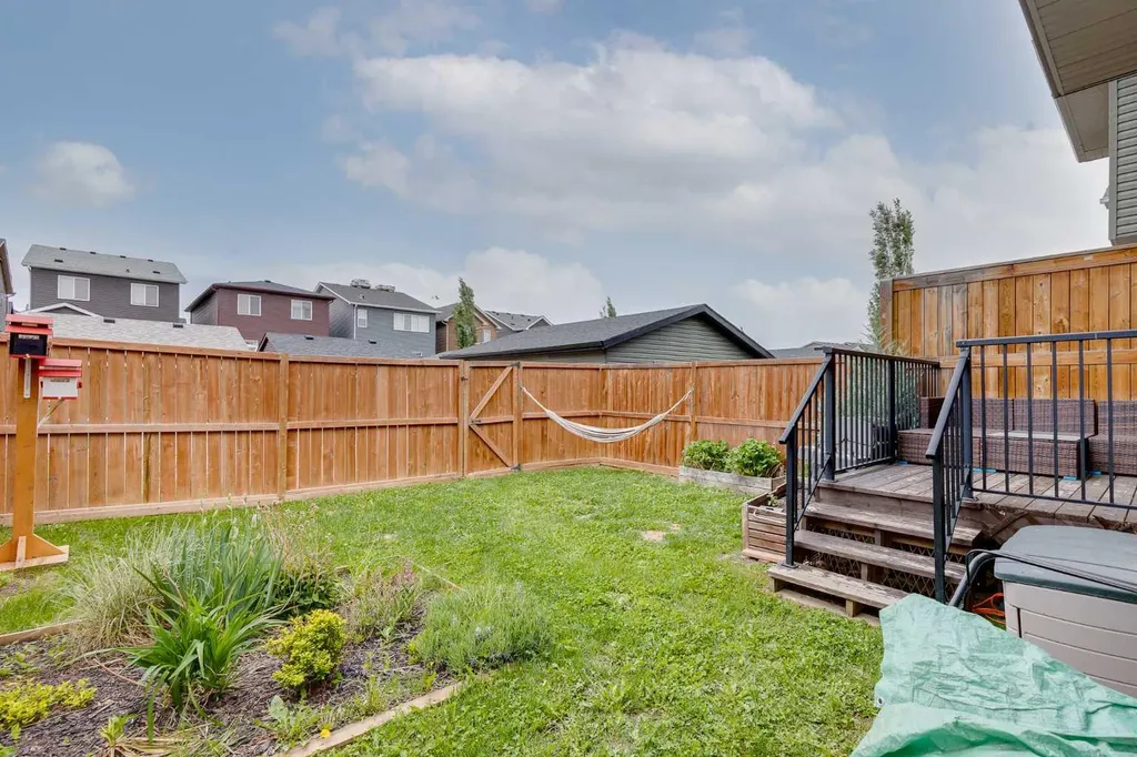 540 Evanston Link NW Calgary AB T3P0R4