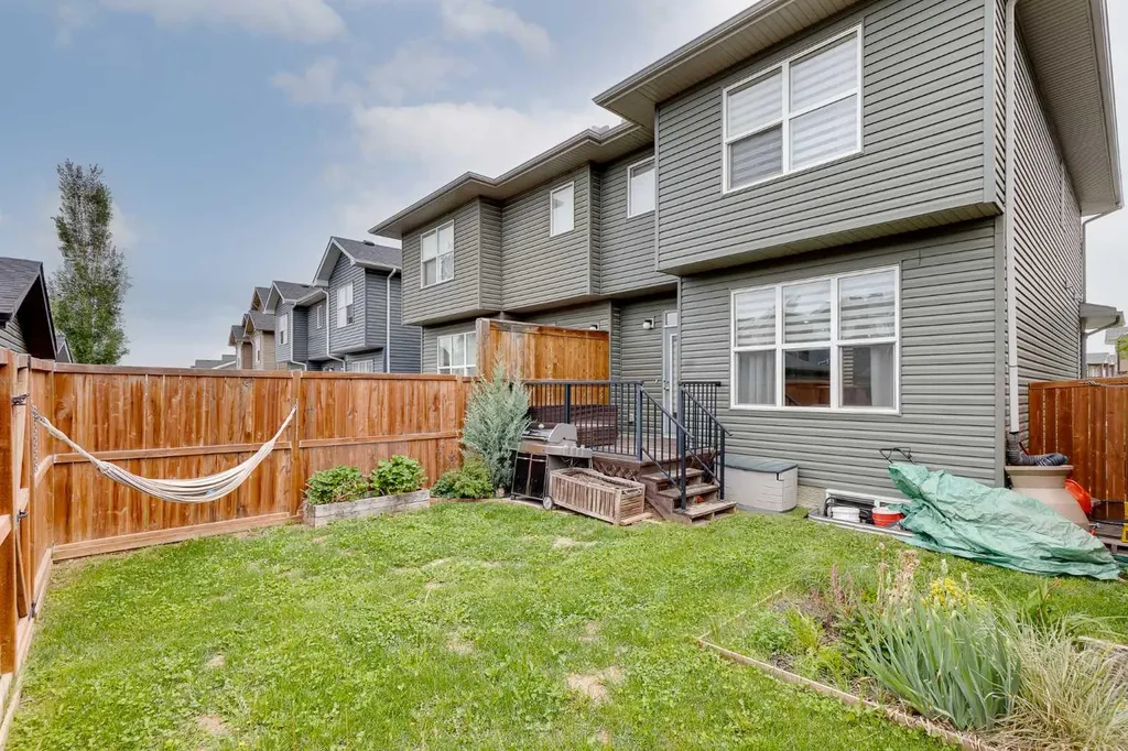 540 Evanston Link NW Calgary AB T3P0R4