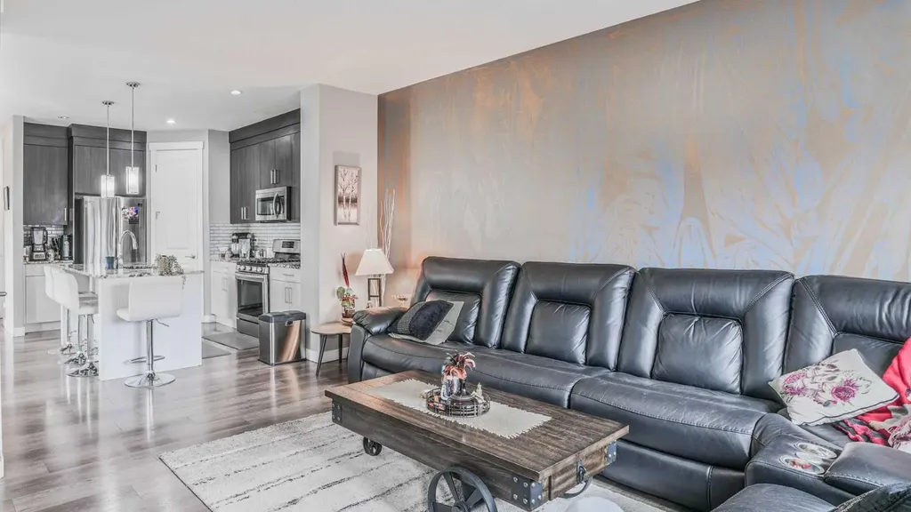 435 Savanna Boulevard NE Calgary AB T3J0X2
