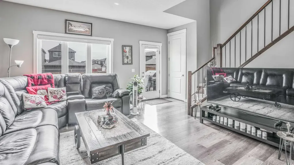 435 Savanna Boulevard NE Calgary AB T3J0X2