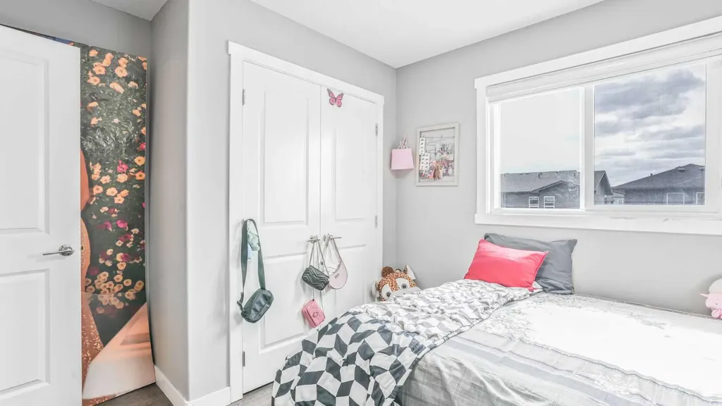 435 Savanna Boulevard NE Calgary AB T3J0X2