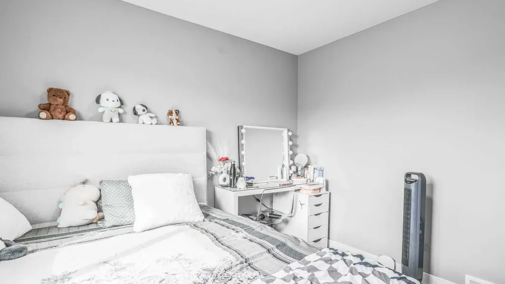 435 Savanna Boulevard NE Calgary AB T3J0X2