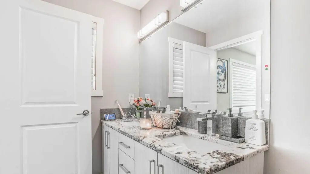 435 Savanna Boulevard NE Calgary AB T3J0X2