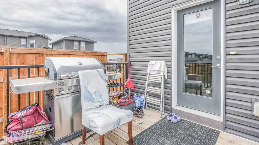 435 Savanna Boulevard NE Calgary AB T3J0X2