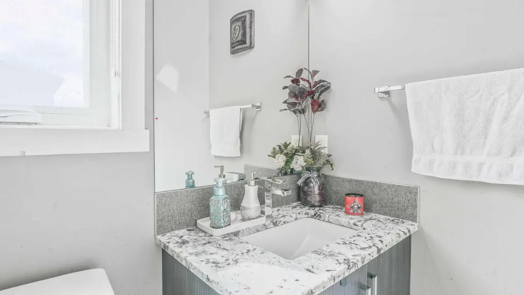 435 Savanna Boulevard NE Calgary AB T3J0X2