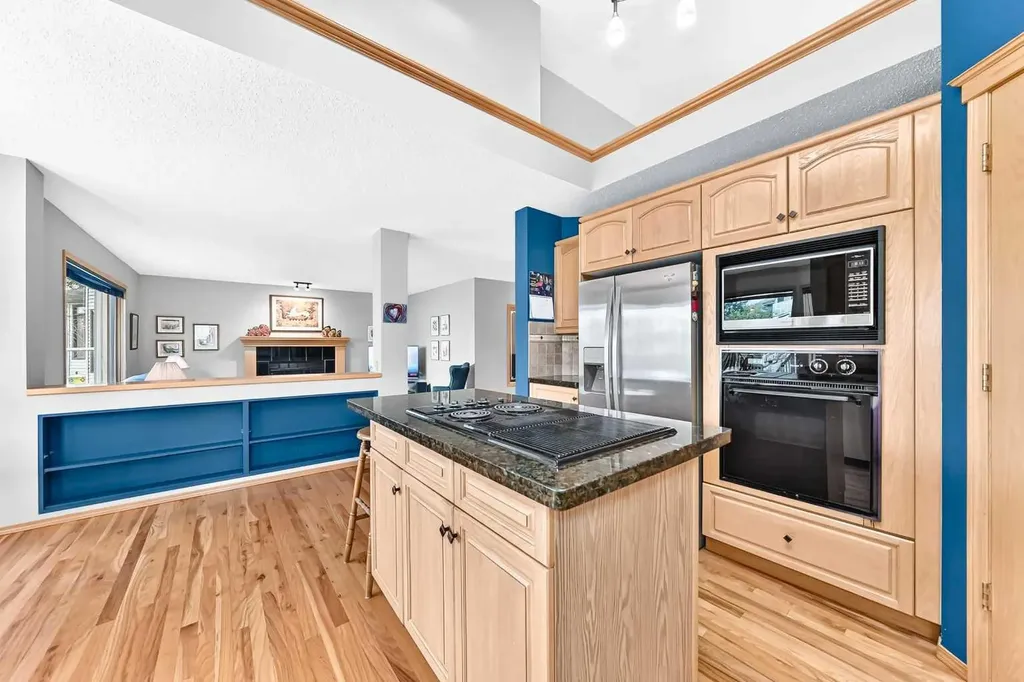 69 Douglas Woods Manor SE Calgary AB T2Z2E8