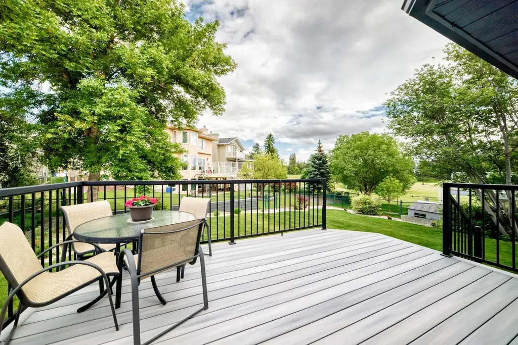 69 Douglas Woods Manor SE Calgary AB T2Z2E8