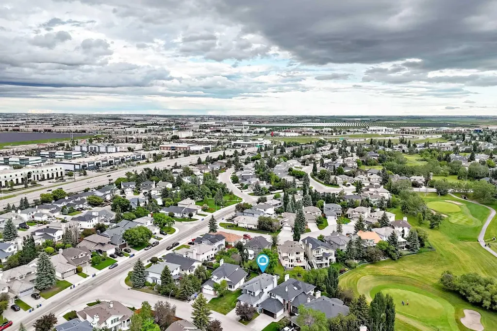 69 Douglas Woods Manor SE Calgary AB T2Z2E8