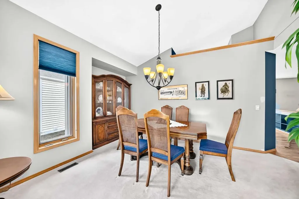 69 Douglas Woods Manor SE Calgary AB T2Z2E8
