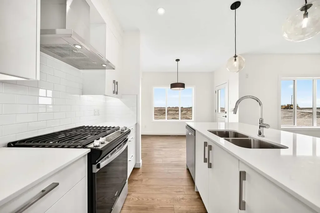 2305 Waterbury Road Chestermere AB T1X 3A9