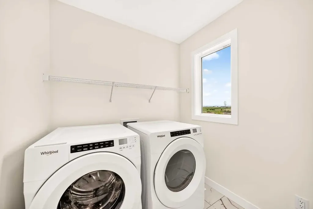 2305 Waterbury Road Chestermere AB T1X 3A9