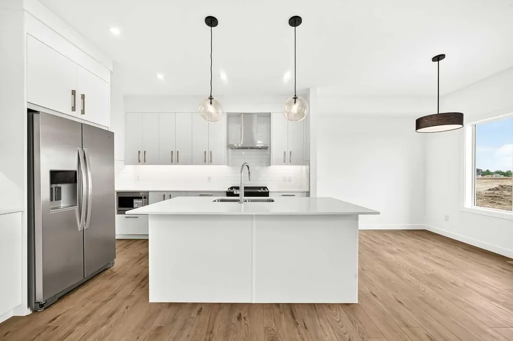 2305 Waterbury Road Chestermere AB T1X 3A9