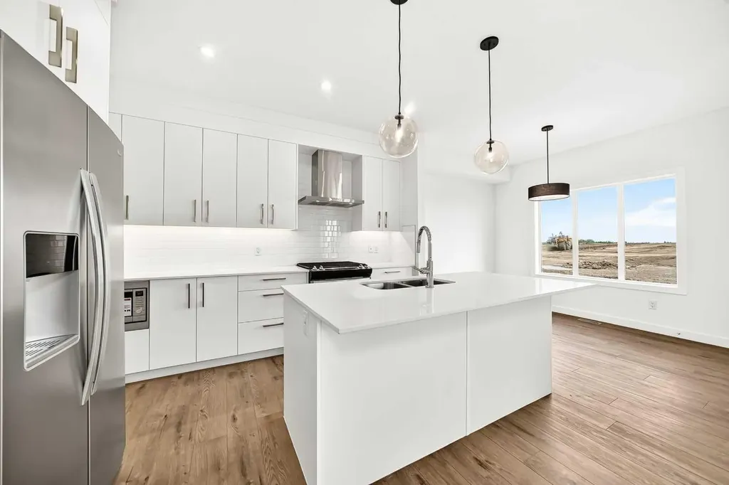 2305 Waterbury Road Chestermere AB T1X 3A9