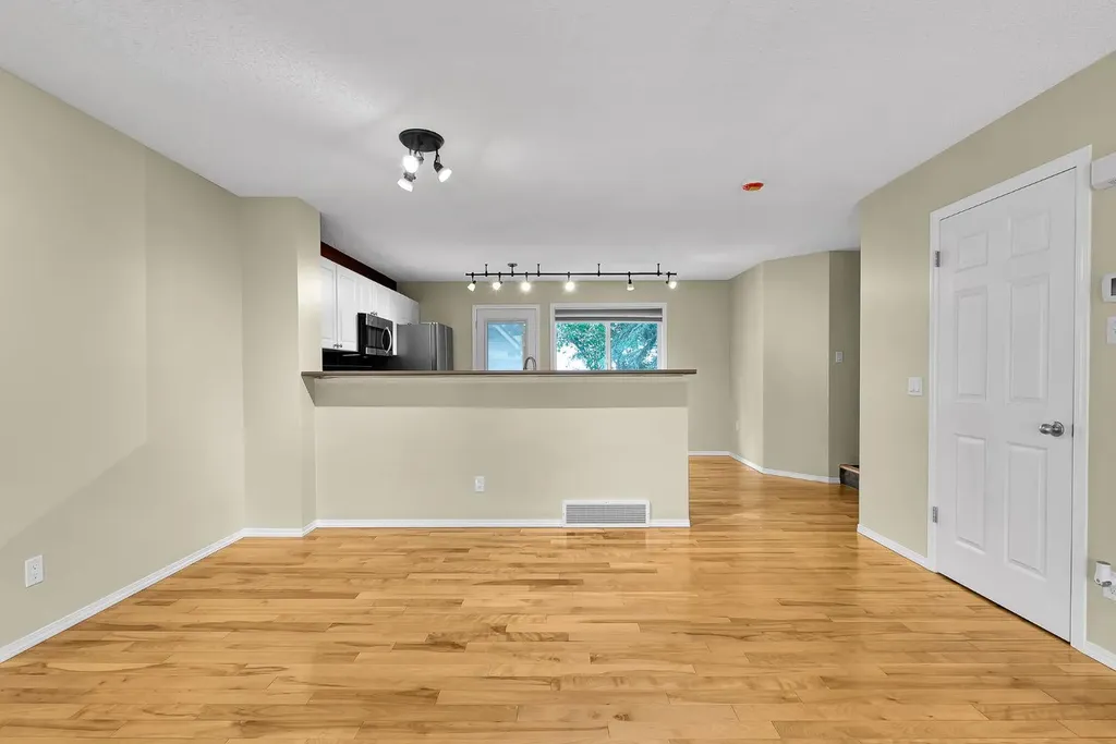 264 Tuscany Springs Boulevard NW Calgary AB T3L 2R6