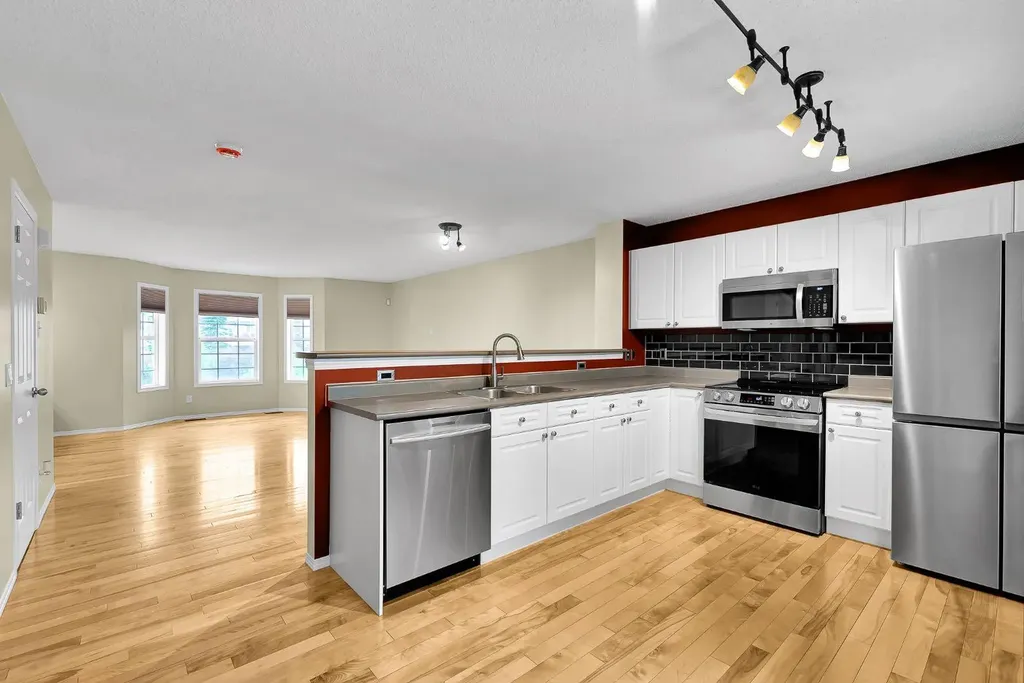 264 Tuscany Springs Boulevard NW Calgary AB T3L 2R6