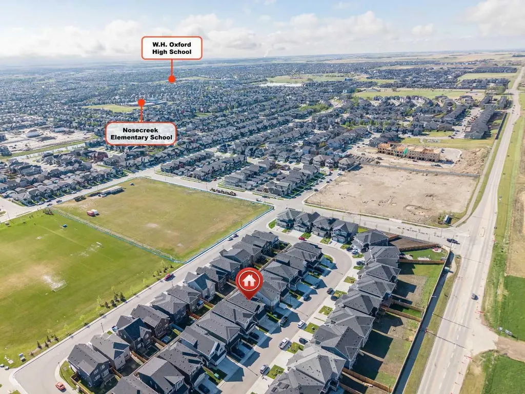 1484 Bayview Point SW Airdrie AB T4B 3N8