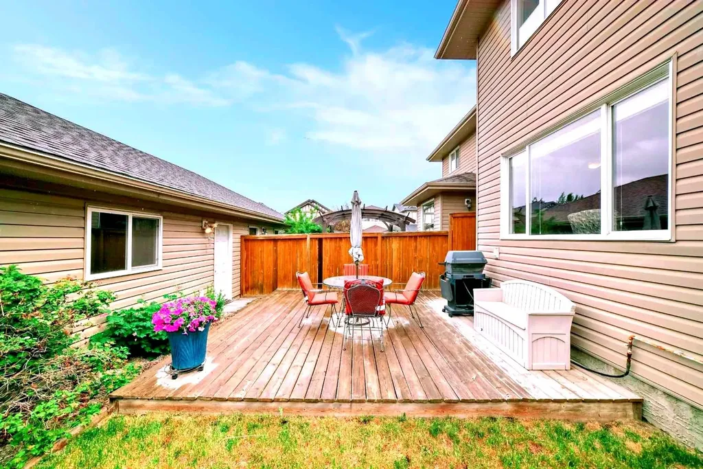 273 Chaparral Valley Drive SE Calgary AB T2X 0M2