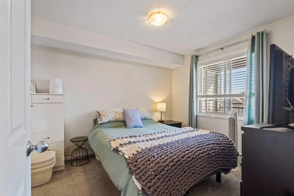 8 Bridlecrest Drive SW Calgary AB T2Y 0H7