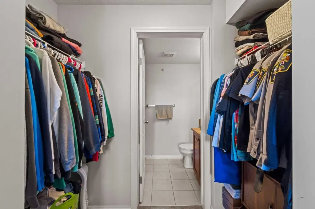 8 Bridlecrest Drive SW Calgary AB T2Y 0H7
