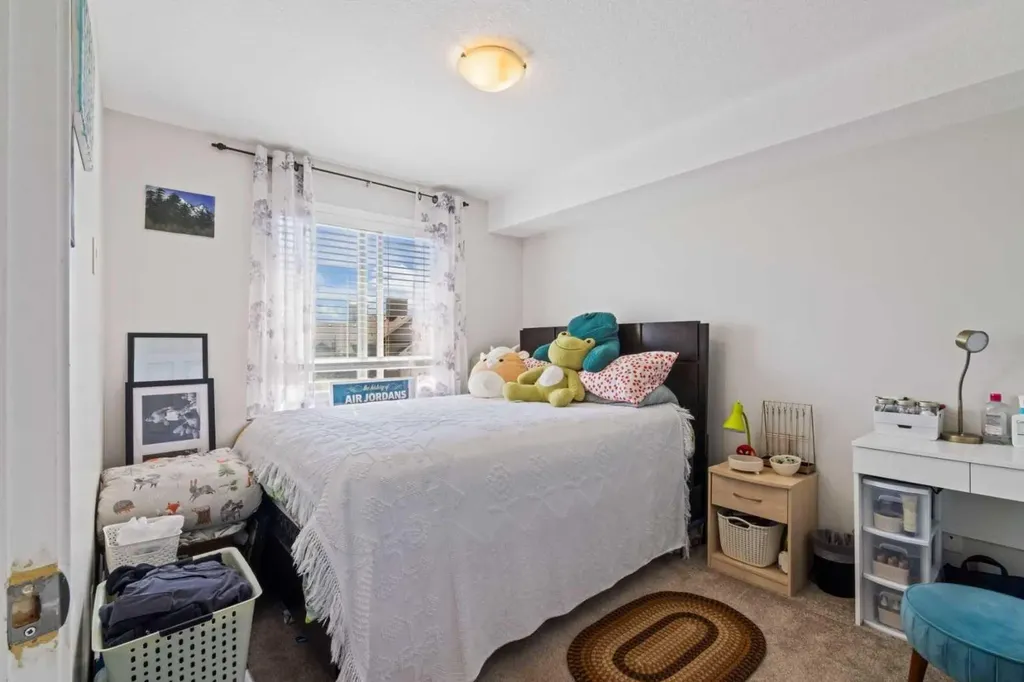 8 Bridlecrest Drive SW Calgary AB T2Y 0H7