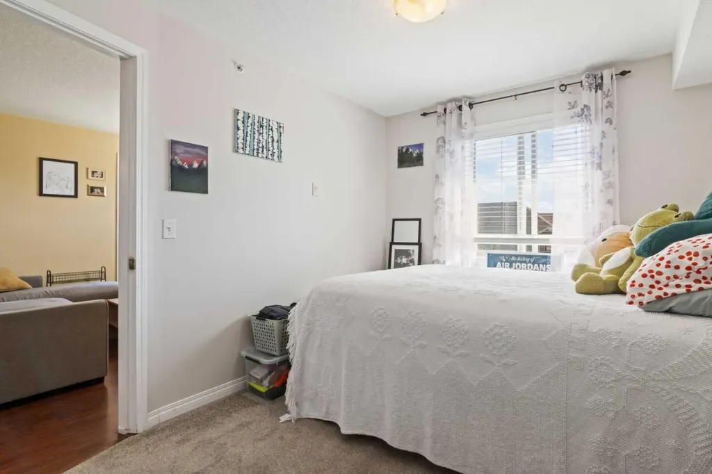 8 Bridlecrest Drive SW Calgary AB T2Y 0H7