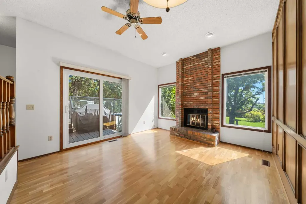 14304 Deer Ridge Drive SE Calgary AB T2J 5W1