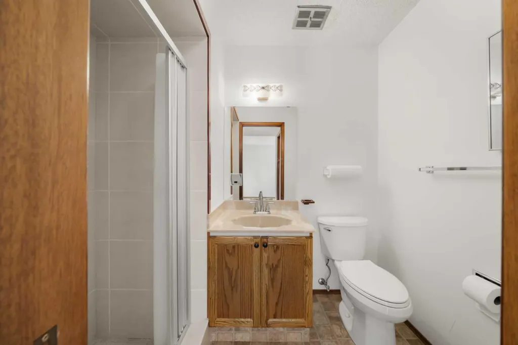 14304 Deer Ridge Drive SE Calgary AB T2J 5W1