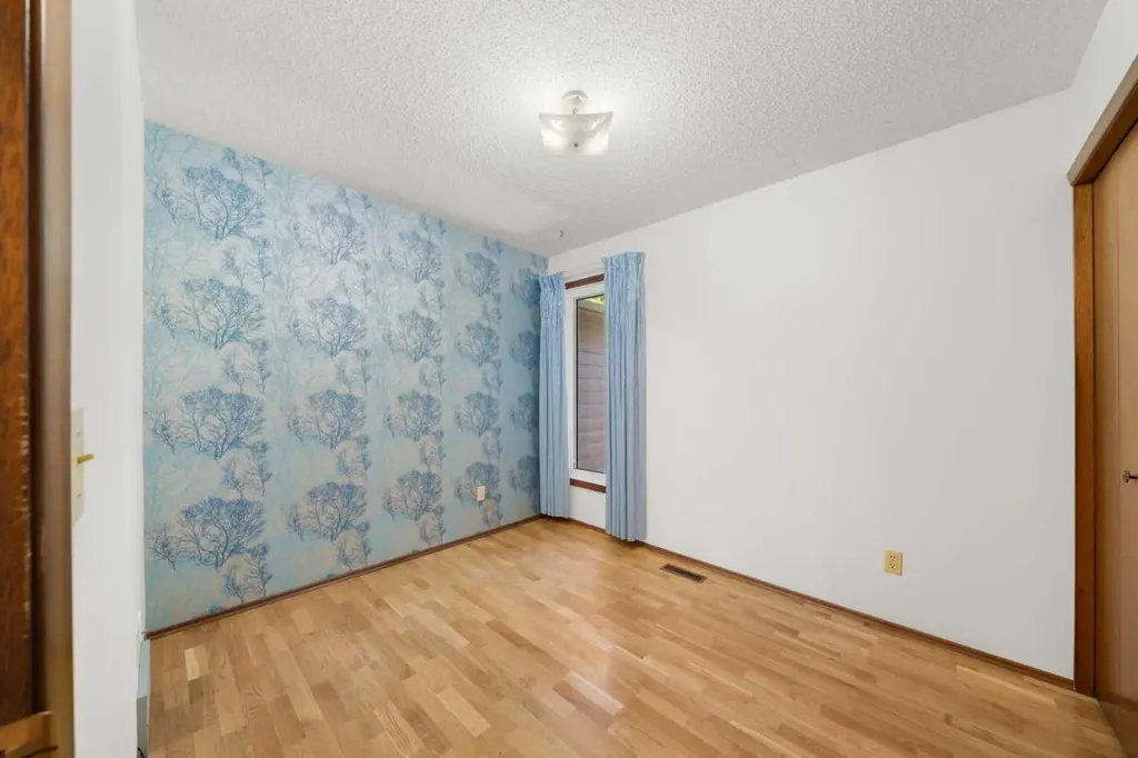 14304 Deer Ridge Drive SE Calgary AB T2J 5W1