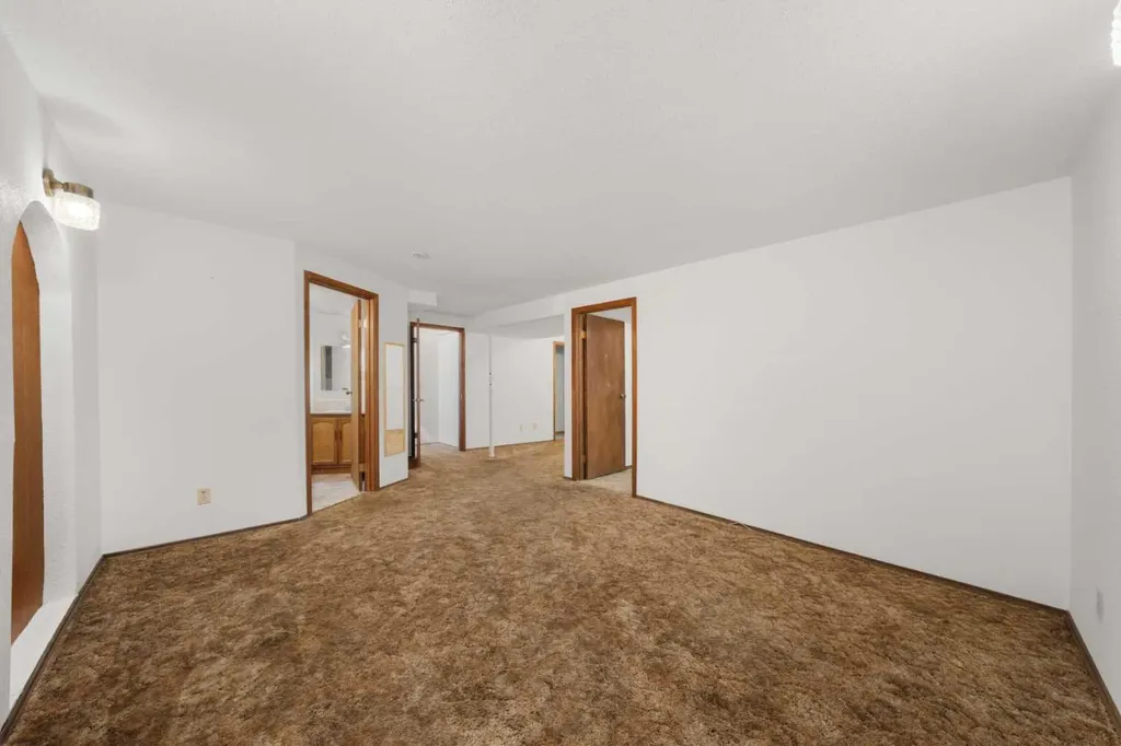 14304 Deer Ridge Drive SE Calgary AB T2J 5W1