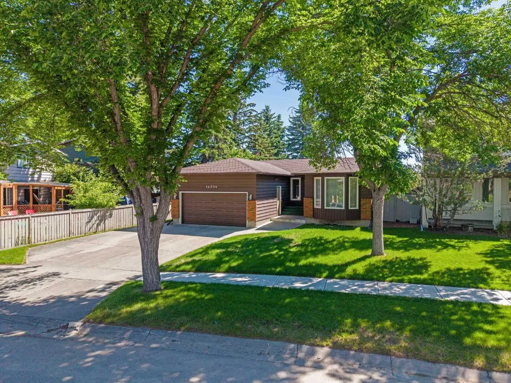14304 Deer Ridge Drive SE Calgary AB T2J 5W1