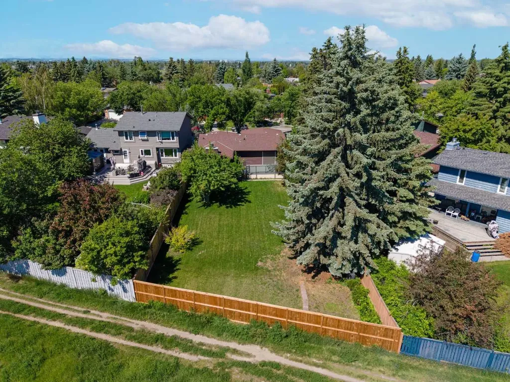 14304 Deer Ridge Drive SE Calgary AB T2J 5W1