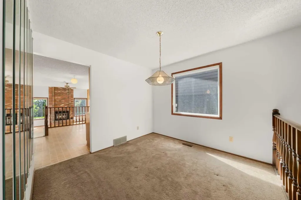 14304 Deer Ridge Drive SE Calgary AB T2J 5W1