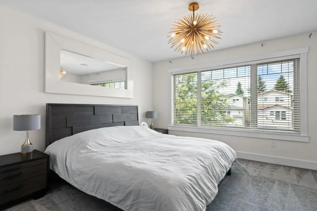 2113 21 Avenue SW Calgary AB T2T 0P1