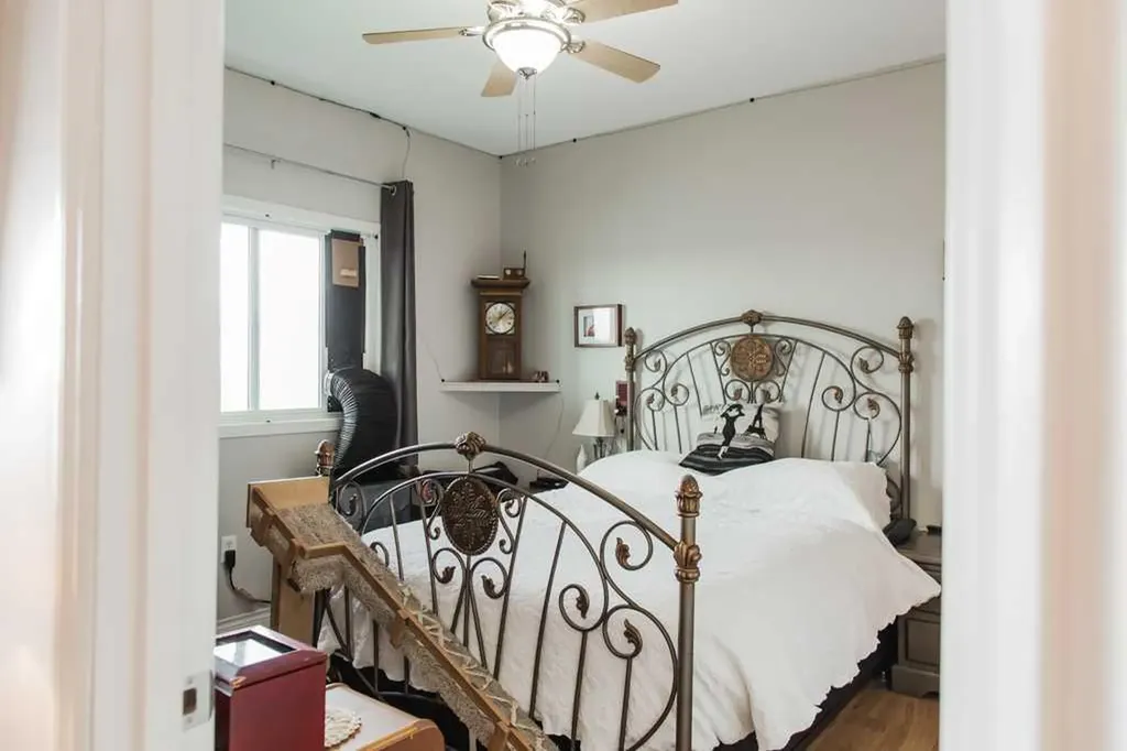 9225 Lakeland Drive Grande Prairie AB T8X 0B8