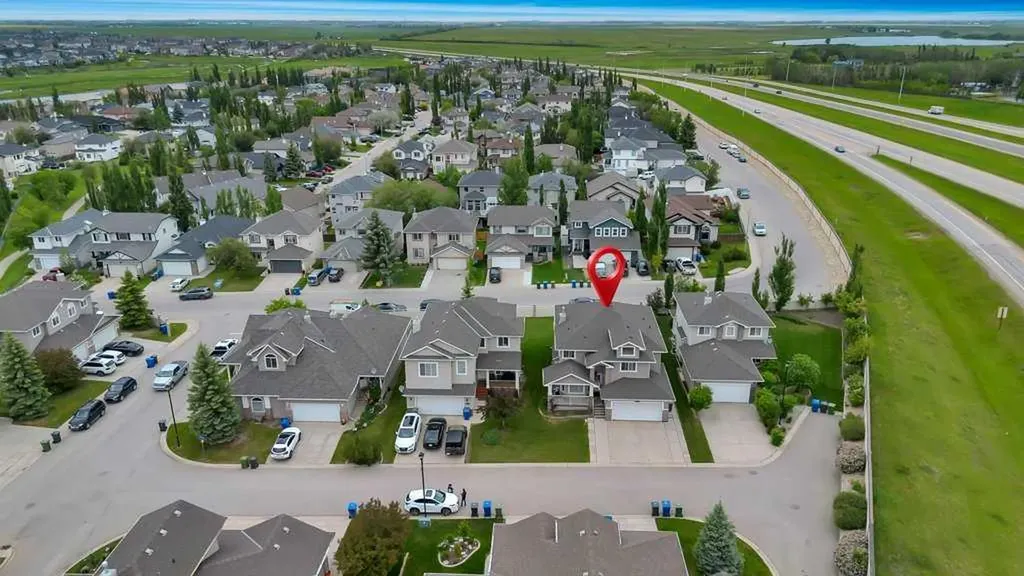 113 Cove Hill Chestermere AB T3A 6B5