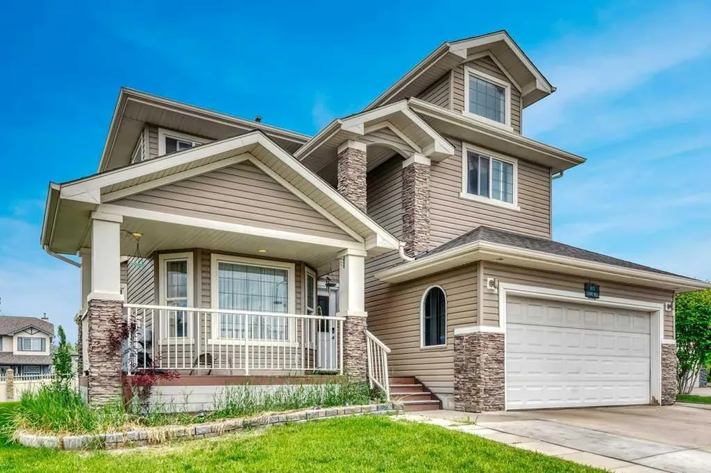 113 Cove Hill Chestermere AB T3A 6B5