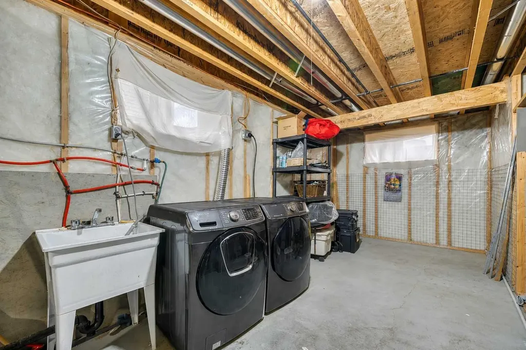 113 Cove Hill Chestermere AB T3A 6B5