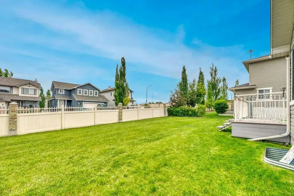 113 Cove Hill Chestermere AB T3A 6B5
