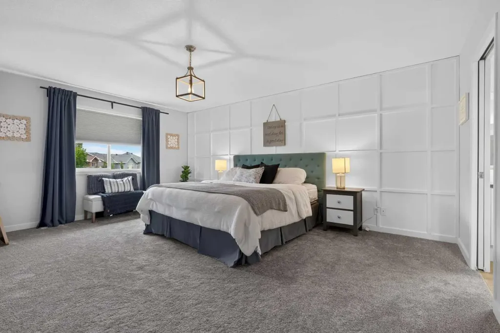 21 Morningside Bay SW Airdrie AB T4B0K6